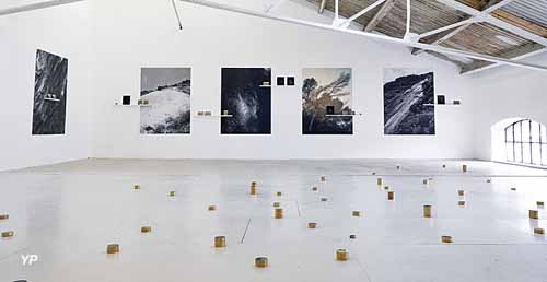 Siouzie Albiach / Sublimation de Coline Jourdan/ Les Ateliers Vortex. 2022