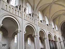 Abbatiale de la Trinité - chaire