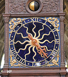 Cathédrale Saint-Cyr-et-Sainte-Julitte - horloge