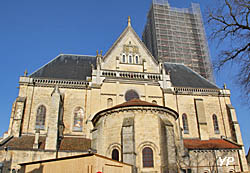 Cathédrale Saint-Cyr-et-Sainte-Julitte (Yalta Production)