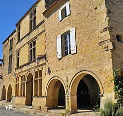 Place du Mercadiou (doc. Office de Tourisme de l'Entre-deux-Mers )