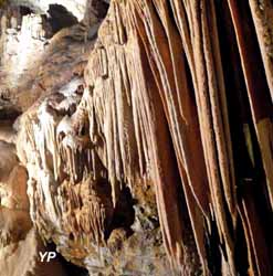Gouffre d'Esparros - draperies