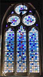 Chapelle Saint-Julien - vitrail crée par Patrick Forfait