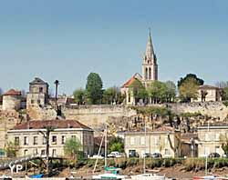 Bourg-en-Gironde (doc. OT Bourg en Gironde)