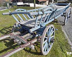 Voiture à échelles