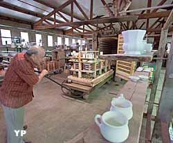 Manufacture de faïence Lallier