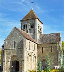 Eglise Notre-Dame sur l'Eau (doc. Mairie de Domfront)