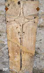 Pierre tombale (XIIIe s.)