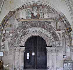 Porche roman du narthex (XIIe s.)