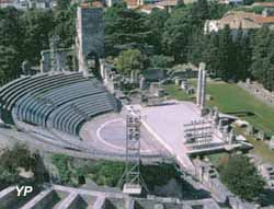 Théâtre Antique (doc. Arles tourisme)