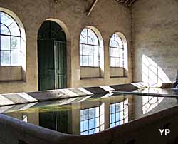 Lavoir municipal couvert (doc. Marcel Chevé)