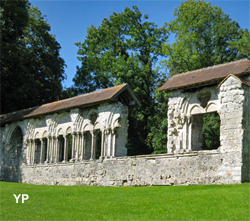 Château de Lucheux - grande salle gothique
