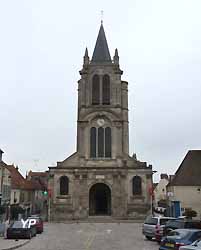 église Saint-Pierre de Montfort-l'Amaury