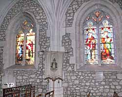 Église Saint-Loup et jardin du prieuré