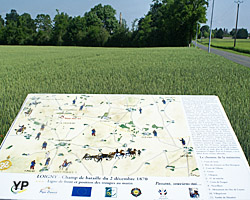 Table d'orientation du Chemin de la Mémoire à la Croix de Sonis avec vue sur le bois des Zouaves et Loigny
