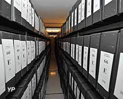 Magasin de conservation des archives aux Archives départementales de la Meuse