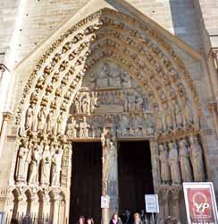 cathédrale Notre-Dame - portail de la Vierge