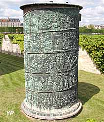 Moulage de la partie basse de la colonne Trajane