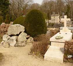 tombes des peintres Théodore Rousseau et Jean-François Millet