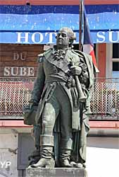 Saint-Tropez - Statue de Suffren