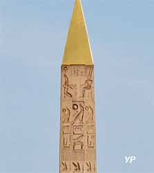 Sommet de l'ob&eacute;lisque, place de la Concorde (doc. Yalta Production)