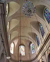 Cathédrale Saint-Louis - saint Pierre délivré de prison par un ange (Jean-Baptiste Deshayes, 1761)