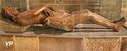 Cathédrale Notre-Dame de l'Immaculée Conception - gisant du Christ Mort, bois de tilleul polychrome (XVIIe s., MH)