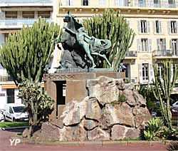 Cannes - Course libre à Rome (Le Duc)