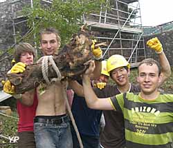Château de l'Engelbourg - chantier de jeunes volontaires
