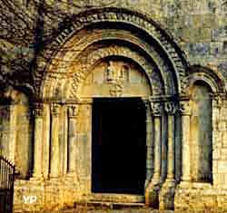 Église Saint-Saturnin (doc. Office de Tourisme du Cadillacais et du Langoirannais)