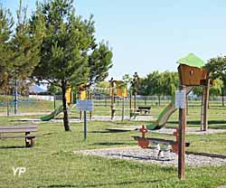 Lac de Pignedoré - aire de jeux