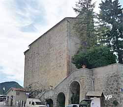 Église romane fortifiée d'Ascros
