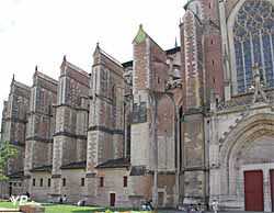 Cathédrale Saint-Etienne - entrée Nord