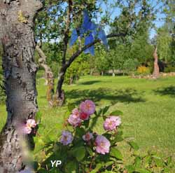 Maison d'Art Bourgogne du Sud et Jardin de Sculptures - jardin