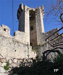 Tour et remparts - tour