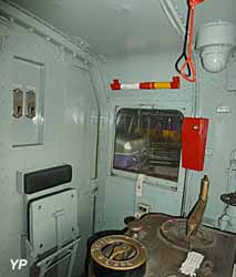 Rotonde ferroviaire - locomotive 2CC2