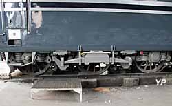 Rotonde ferroviaire - locomotive CC 6051