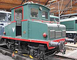 Rotonde ferroviaire - locotracteur boîte à sel