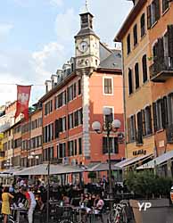 Visite de Chamb&eacute;ry - place Saint-L&eacute;ger