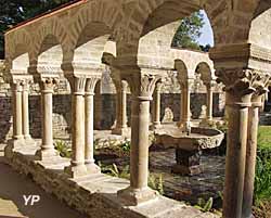 Abbaye de Daoulas - cloître (doc. CDP29)