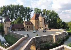 Château d'Anizy (V. Cassegrain)