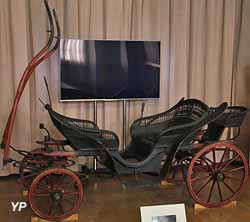 Musée national de la Voiture - duc-panier, 1864
