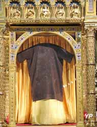 Sainte Tunique lors de l'ostension (présentation) de Pâques 2016