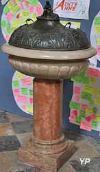 Collégiale Notre-Dame des Marais - fonts baptismaux