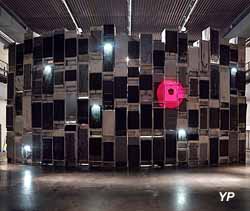 LIFE - Raumlaborberlin Neocodomousse