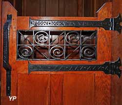 Église Saint-Martin - porte de confessionnal