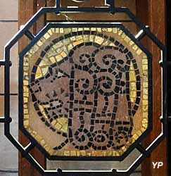 Église Sainte-Radegonde - ambon lion St Marc