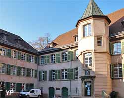 Cour des Chaînes, Kettenhof (XVIe s.)