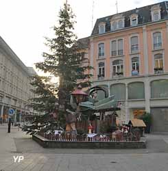 Décorations de Noël place des Victoires