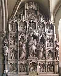 Retable sculpté de chapelle absidiale